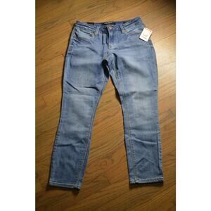 Max Jeans Women's Size 4 Crop Denim Blue - New with Tags